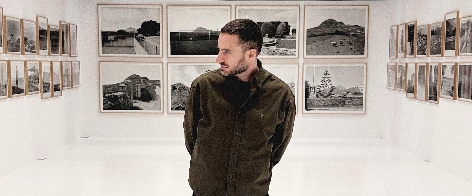 article background image