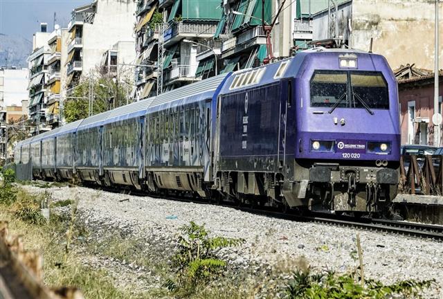 Hellenic Trains: L ‘”epidemia” del decadimento dei treni