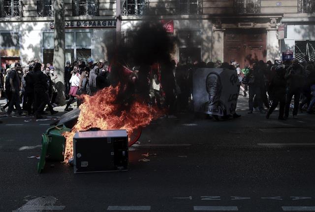 Conséquences de la manifestation du 1er mai à Paris