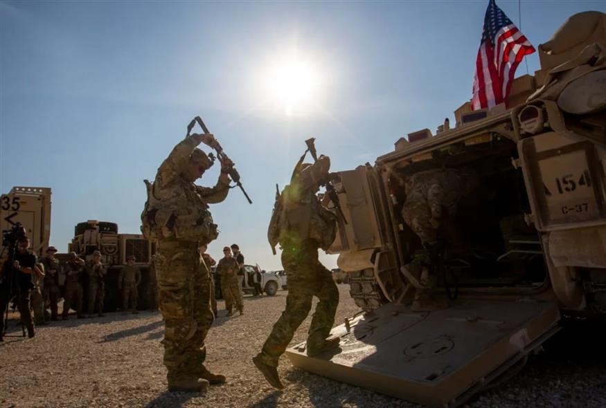 Αμερικανοί στρατιώτες σε στρατιωτική βάση στη Συρία (AP)