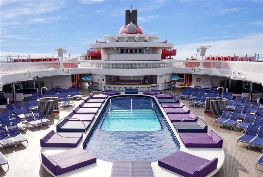 Scarlet Lady (cruises.booking)