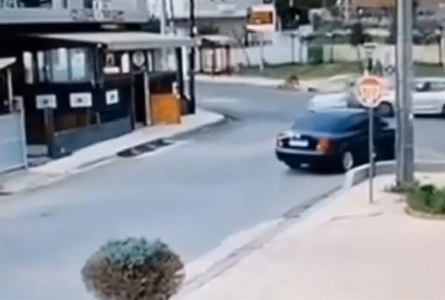 Τροχαίο στα Άνω Λιόσια/ΣΚΑΪ