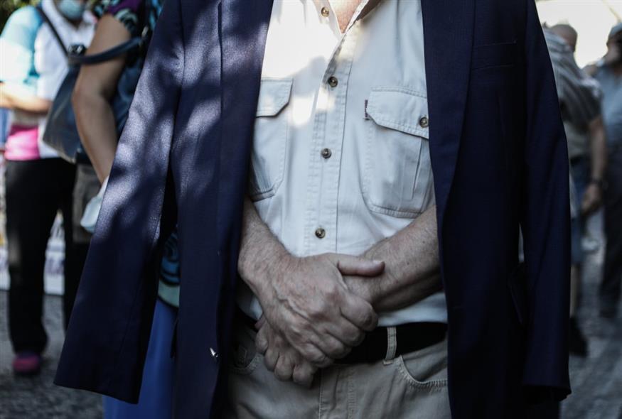 Συνταξιούχοι (ΣΩΤΗΡΗΣ ΔΗΜΗΤΡΟΠΟΥΛΟΣ/EUROKINISSI)