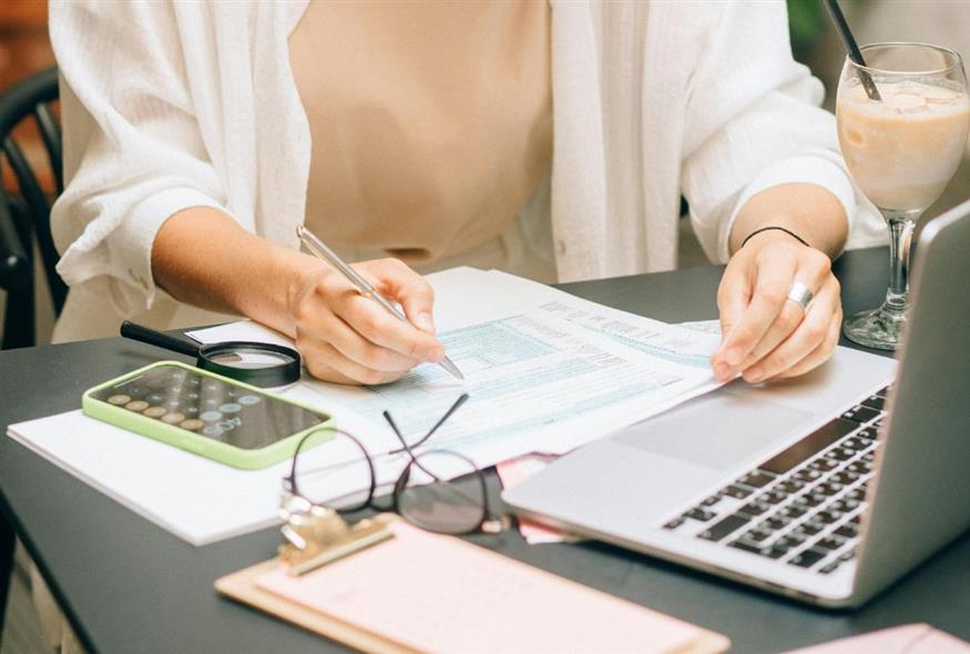 Χρέη - οφειλές/pexels