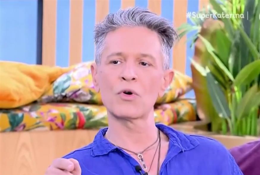 Ο Αιμίλιος Χειλάκης στο «Super Κατερίνα»