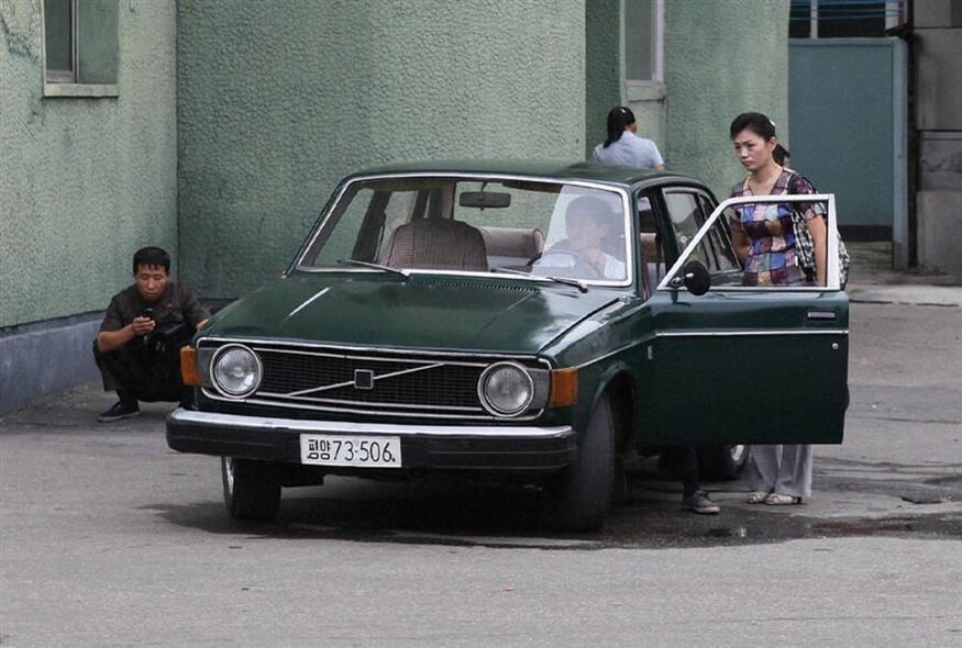 Βόρεια Κορέα, Volvo 144 GL (Roman Harak/Wikimedia Commons)