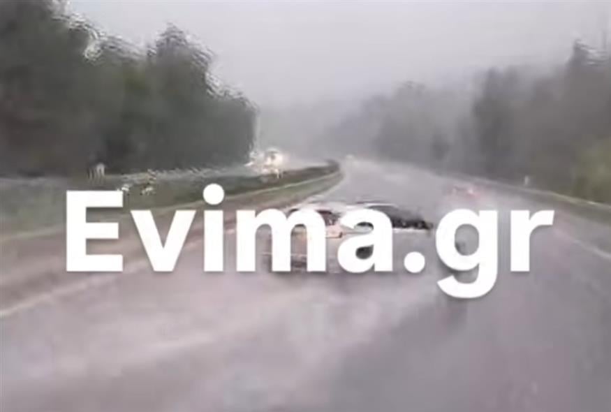 Τροχαίο στην Εθνική Αθηνών - Λαμίας (screenshot)