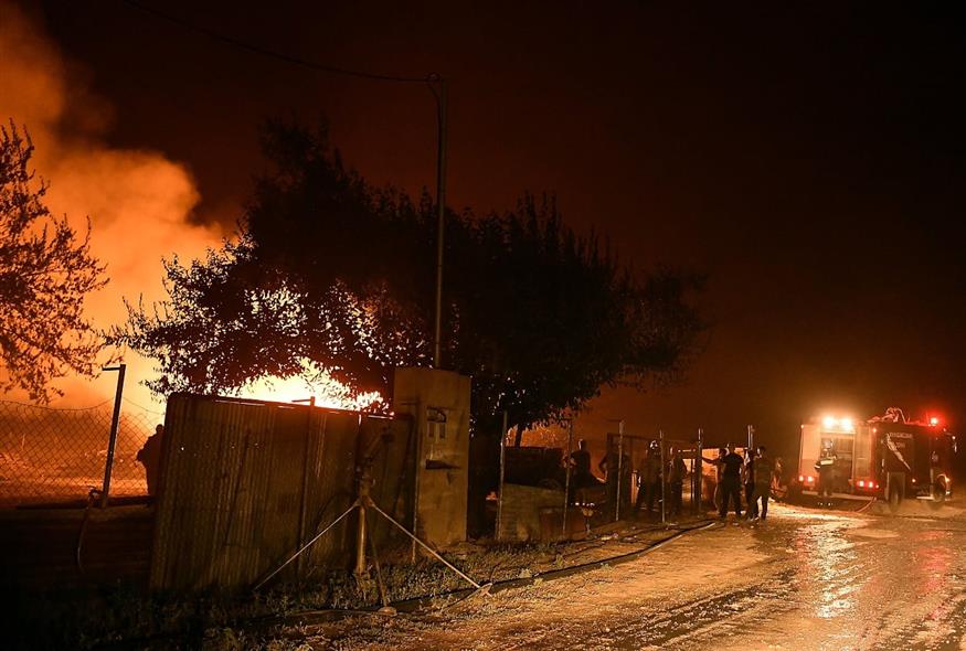 Φωτιά στον Φενεό Κορινθίας (ΒΑΣΙΛΗΣ ΨΩΜΑΣ/ EUROKINISSI)