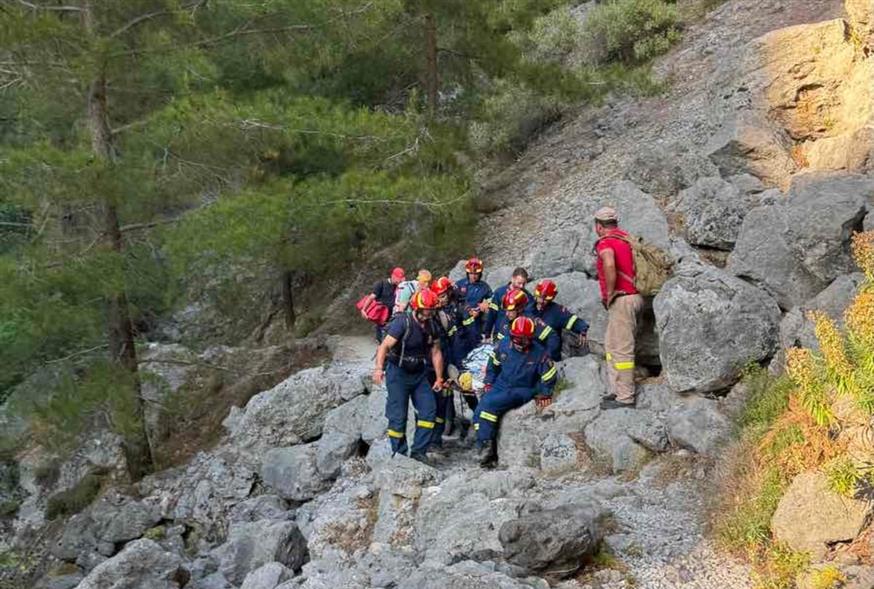 Επιχείρηση διάσωσης περιπατητή στο φαράγγι της Αγίας Ειρήνης (Χ)