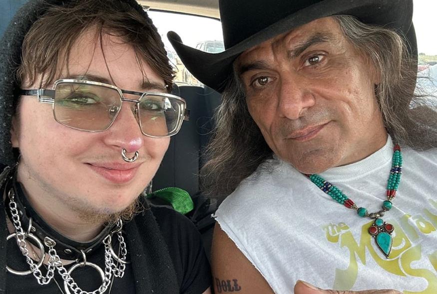 Ο Jonathan Joss με τον σύντροφό του (Copyright: Instagram)