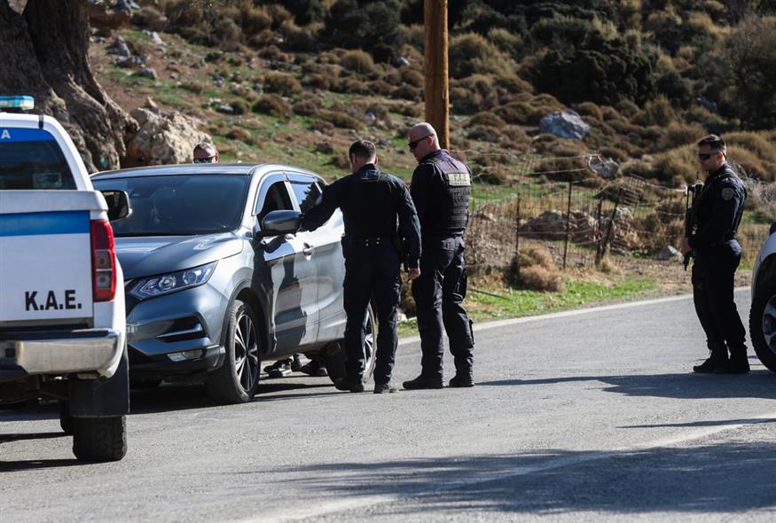 Αστυνομικοί στα Βορίζια (ΣΤΕΦΑΝΟΣ ΡΑΠΑΝΗΣ/EUROKINISSI)