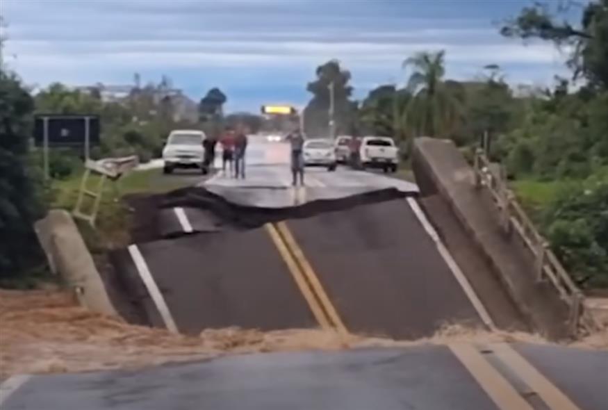 Κατάρρευση γέφυρας στη Βραζιλία