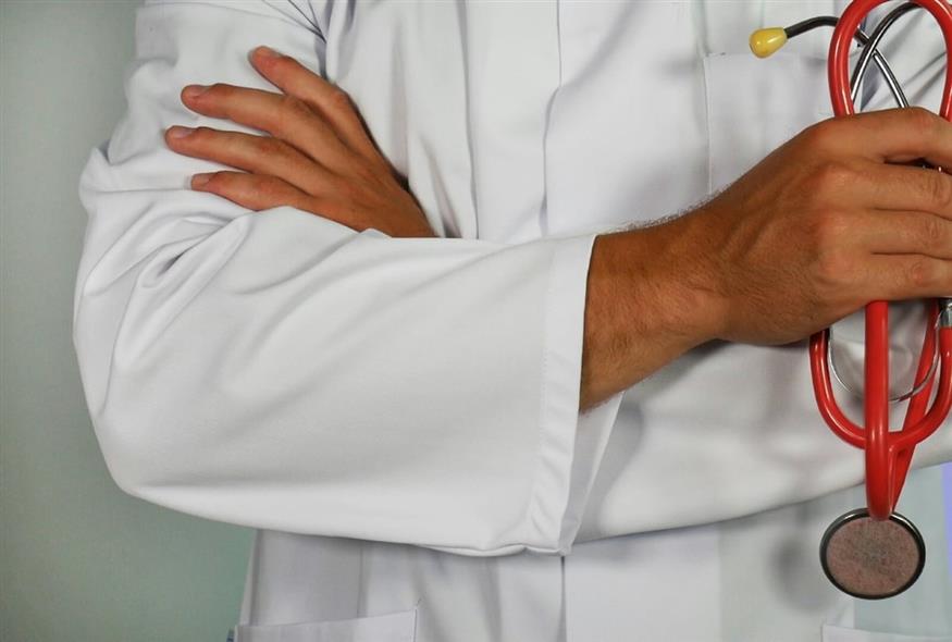 Γιατρός (UNSPLASH)