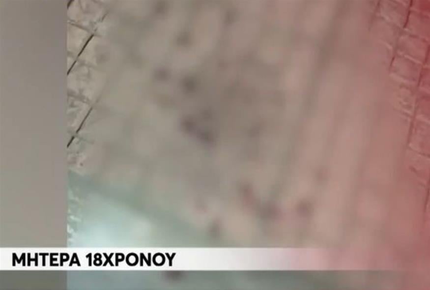 Ξεσπά η μάνα του 18χρονου που δέχθηκε επίθεση με μαχαίρι από 23χρονο (screenshot)