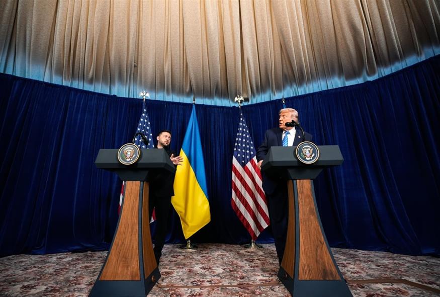 Ζελένσκι - Τραμπ στη Φλόριντα (AP Photo/Alex Brandon)