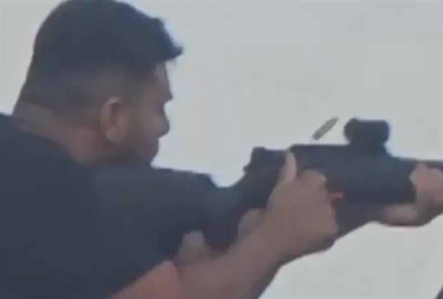 Ο ένας από τους δυο ενόπλους στο Σίδνεϊ/Χ