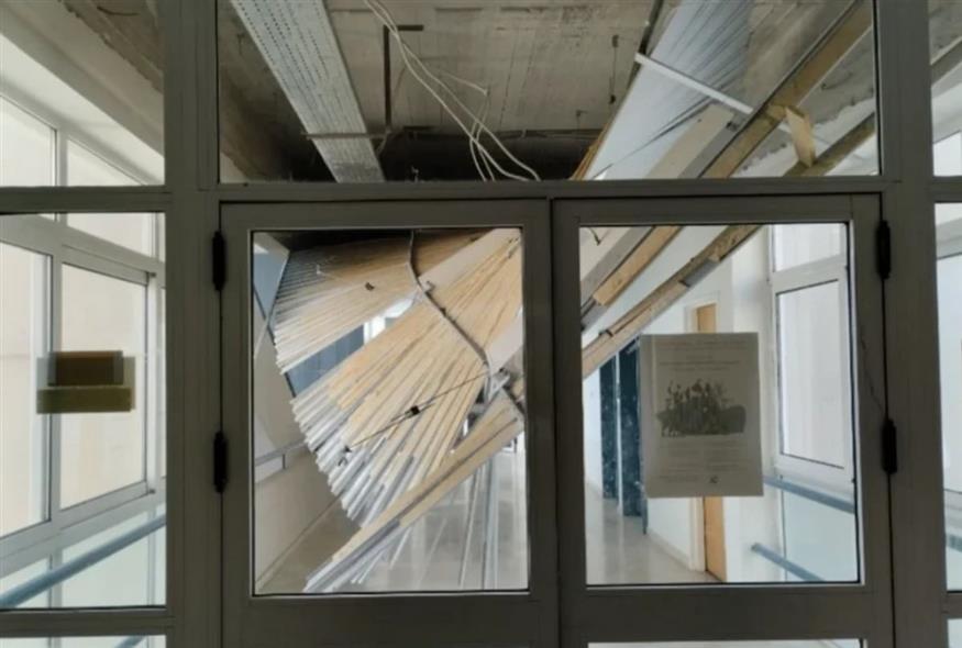 Ιωάννινα: Κατέρρευσε τμήμα της οροφής στο Παιδαγωγικό Τμήμα του Πανεπιστημίου