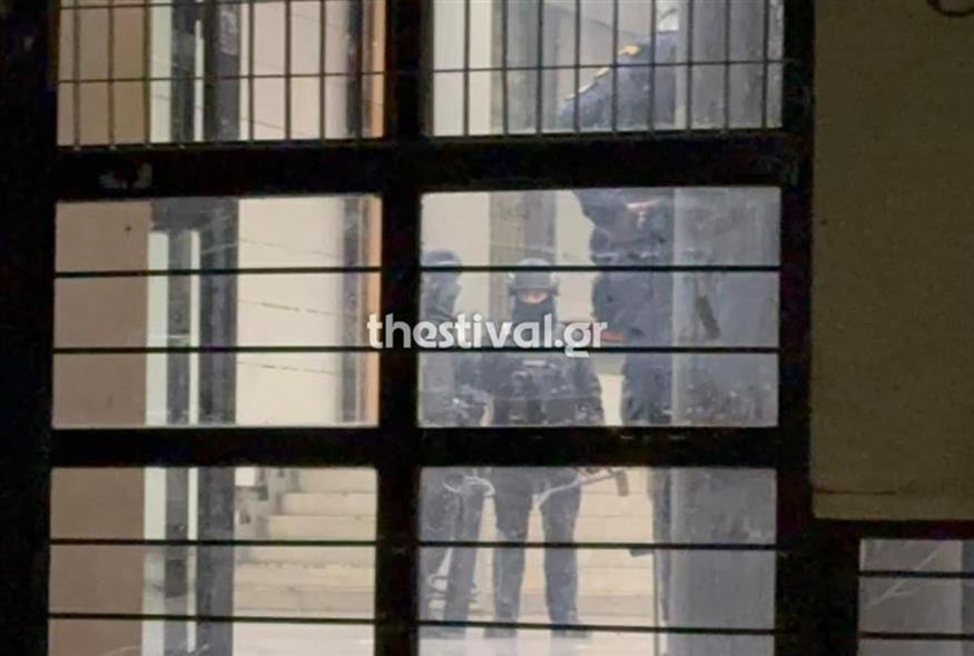 Επιχείρηση της ΕΛΑΣ στην Πολυτεχνική Σχολή του ΑΠΘ (thestival.gr)