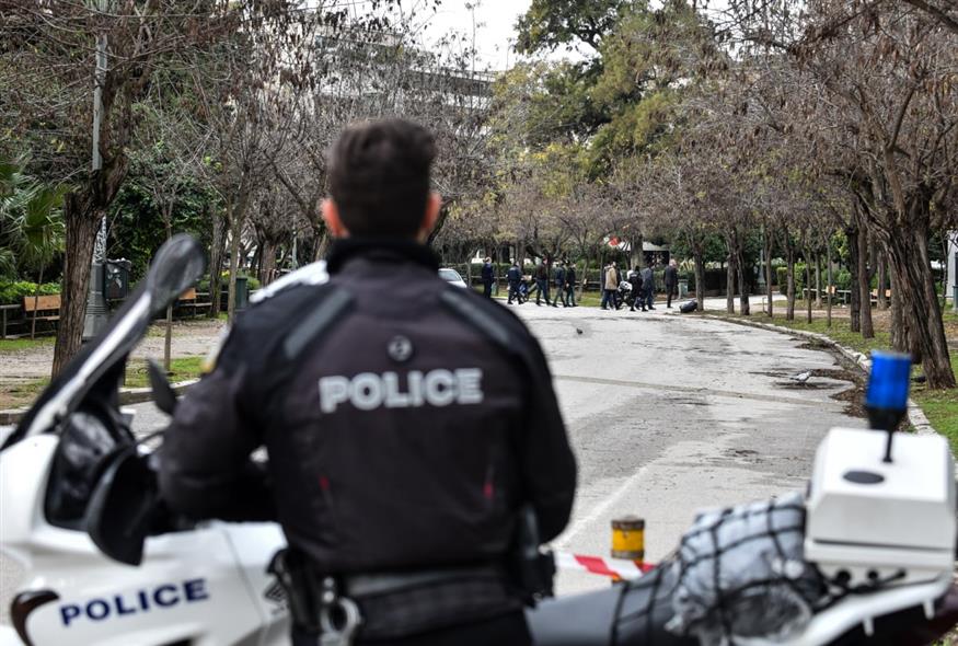 Αστυνομία στον Εθνικό Κήπο (EUROKINISSI/ΤΑΤΙΑΝΑ ΜΠΟΛΑΡΗ)