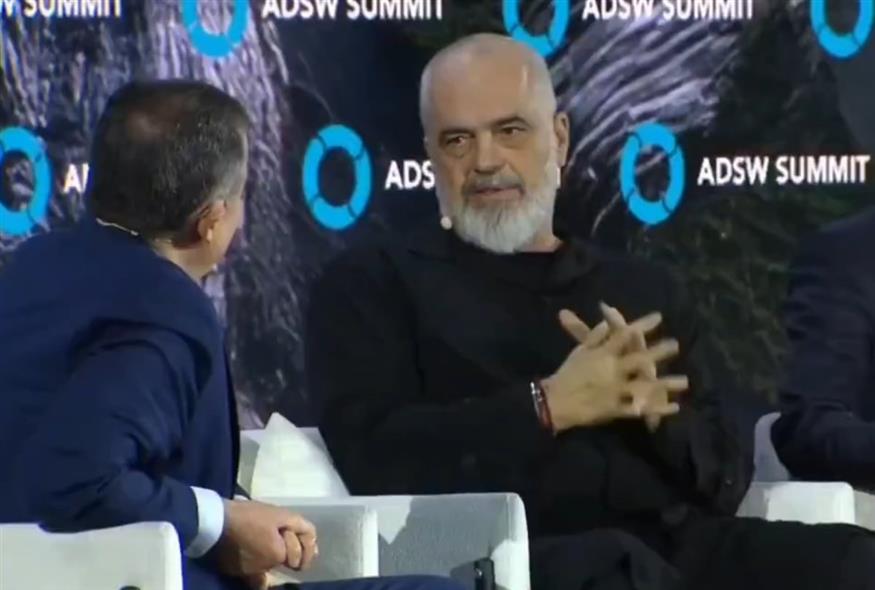 O πρωθυπουργός της Αλβανίας, Εντι Ράμα (X)