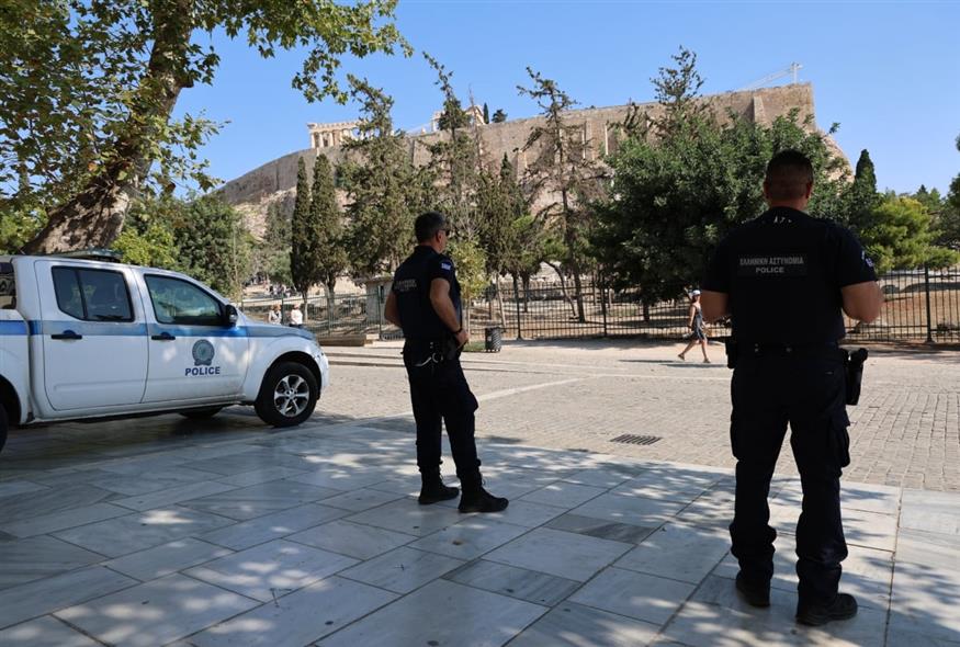 Επίθεση με μαχαίρι στην Ακρόπολη (ΓΙΑΝΝΗΣ ΠΑΝΑΓΟΠΟΥΛΟΣ / EUROKINISSI)