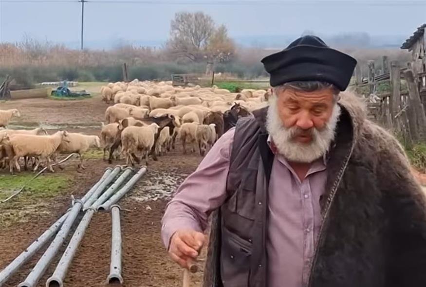 Κωνσταντίνος Θεολόγος (Screenshot/YouTube)