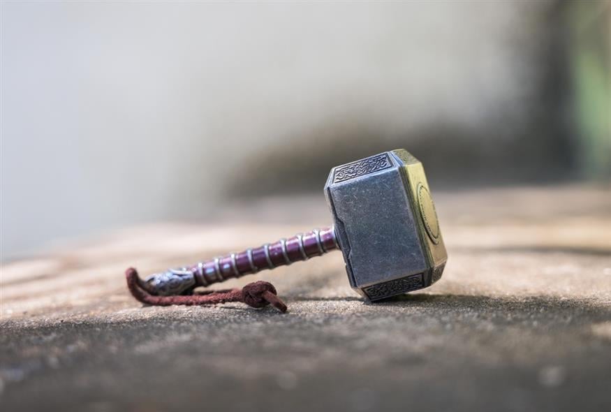 Μγιόλνιρ, το σφυρί του Θορ (pixabay)