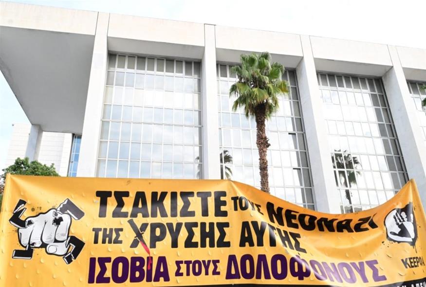Δίκη Χρυσής Αυγής/ΙΝΤΙΜΕ