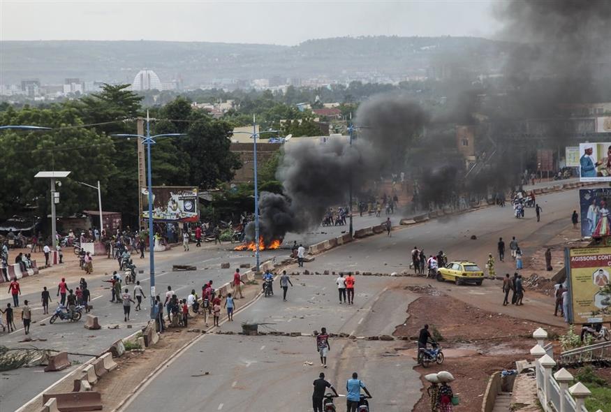 Αντικυβερνητικές διαδηλώσεις στο Μάλι (φωτογραφία αρχείου/ Associated Press)