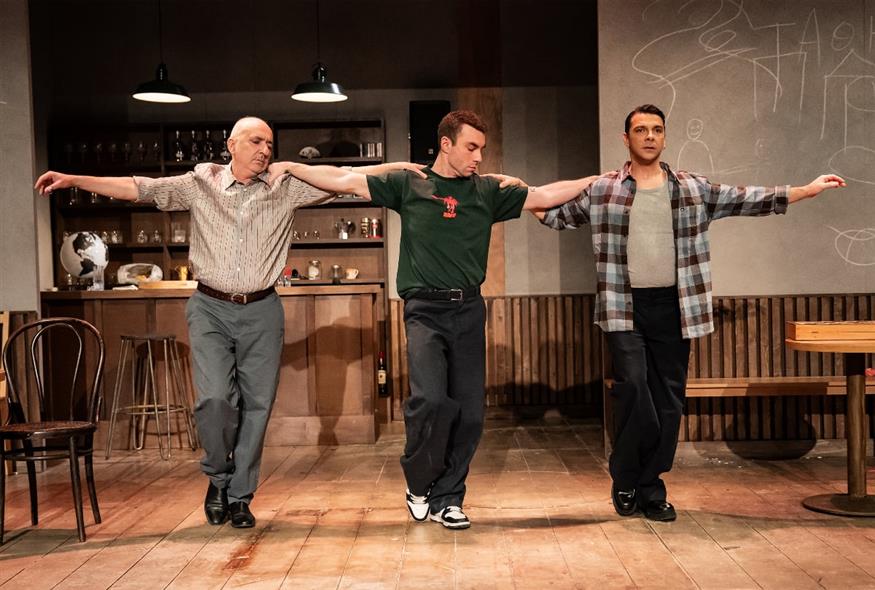 «Δύο ή τρία πράγματα που ξέρω γι’ αυτόν» (Copyright: Γκέλυ Καλαμπάκα)