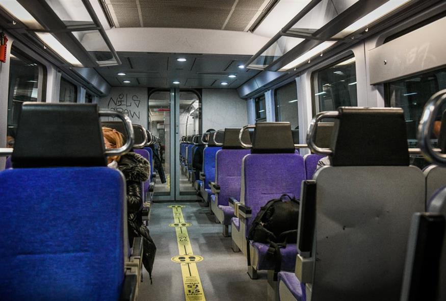 Τρένο - Φωτογραφία αρχείου (ΤΑΤΙΑΝΑ ΜΠΟΛΑΡΗ/EUROKINISSI)