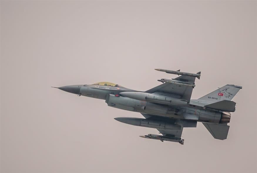 Τουρκικό F-16 (AP)