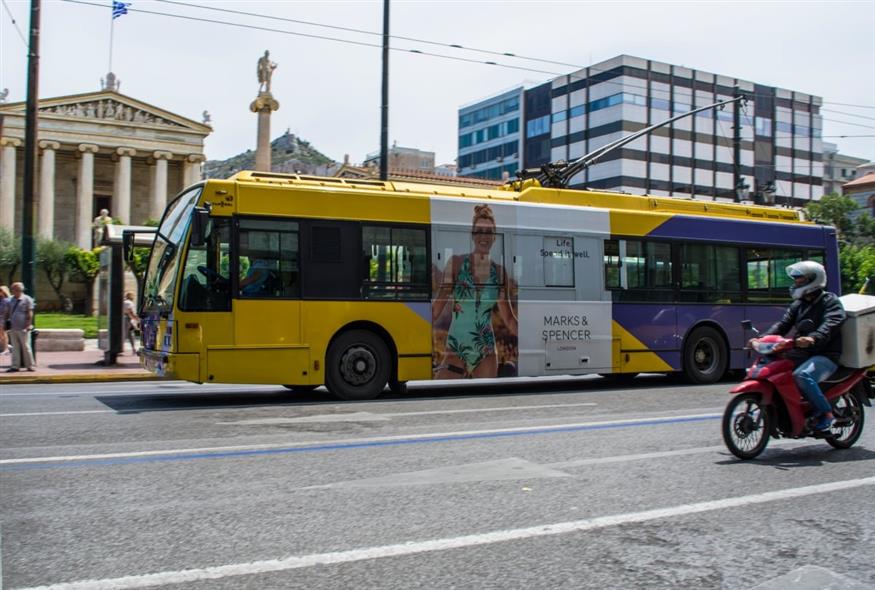 ΤΡΟΛΕΪ ΚΑΙ ΛΕΩΦΟΡΕΙΑ ΤΗΣ ΑΘΗΝΑΣ (EUROKINISSI/ ΛΥΔΙΑ ΣΙΩΡΗ)