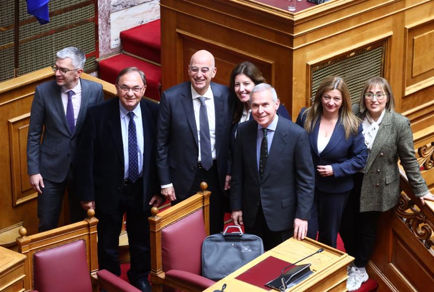 Νίκος Δένδιας στη Βουλή (ΓΙΑΝΝΗΣ ΠΑΝΑΓΟΠΟΥΛΟΣ/EUROKINISSI)