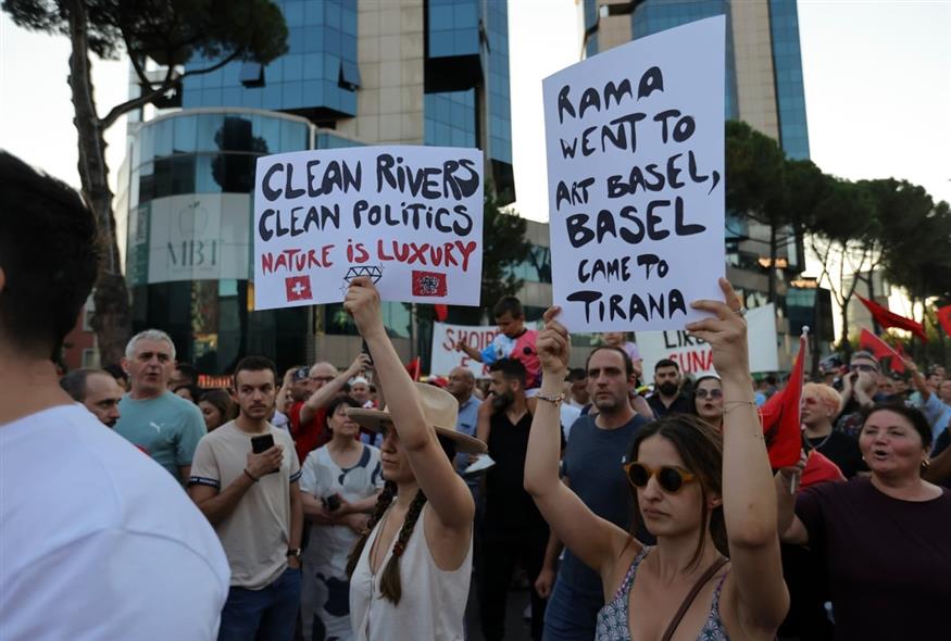 Διαδηλώσεις στην Αλβανία/AP