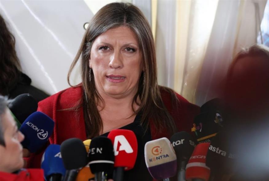 Η Ζωή Κωνσταντοπούλου (Intime)