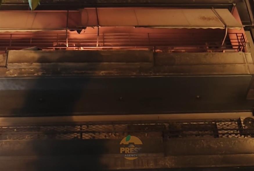 Φωτιά σε κατάστημα στο Μεταξουργείο (Orange Press)