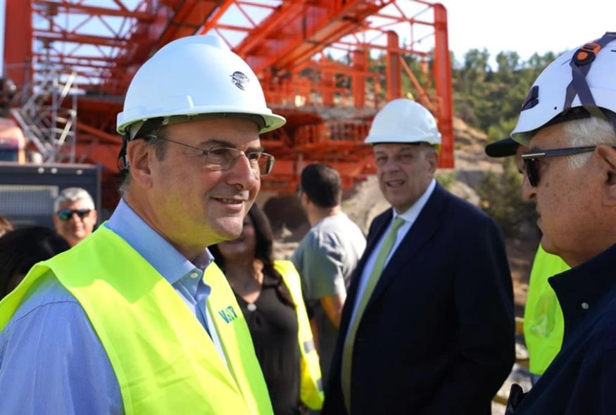 Χατζηδάκης στο Flyover