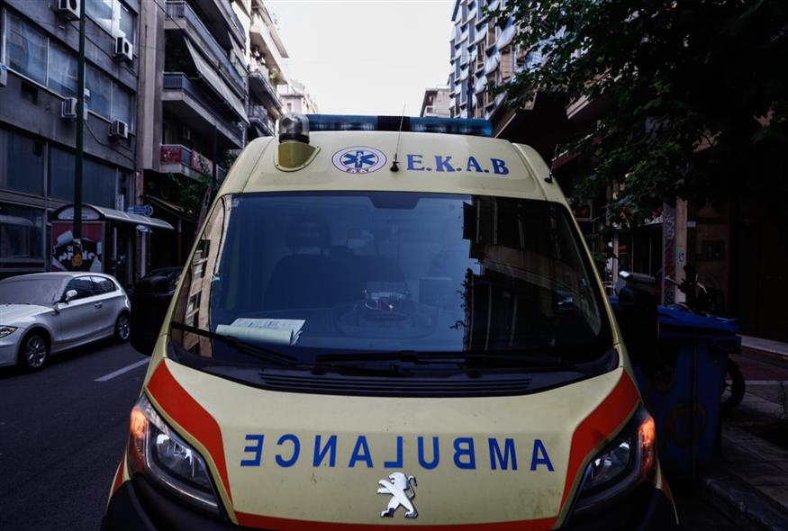 Ασθενοφόρο (Φωτογραφία αρχείου/ΣΩΤΗΡΗΣ ΔΗΜΗΤΡΟΠΟΥΛΟΣ/EUROKINISSI)