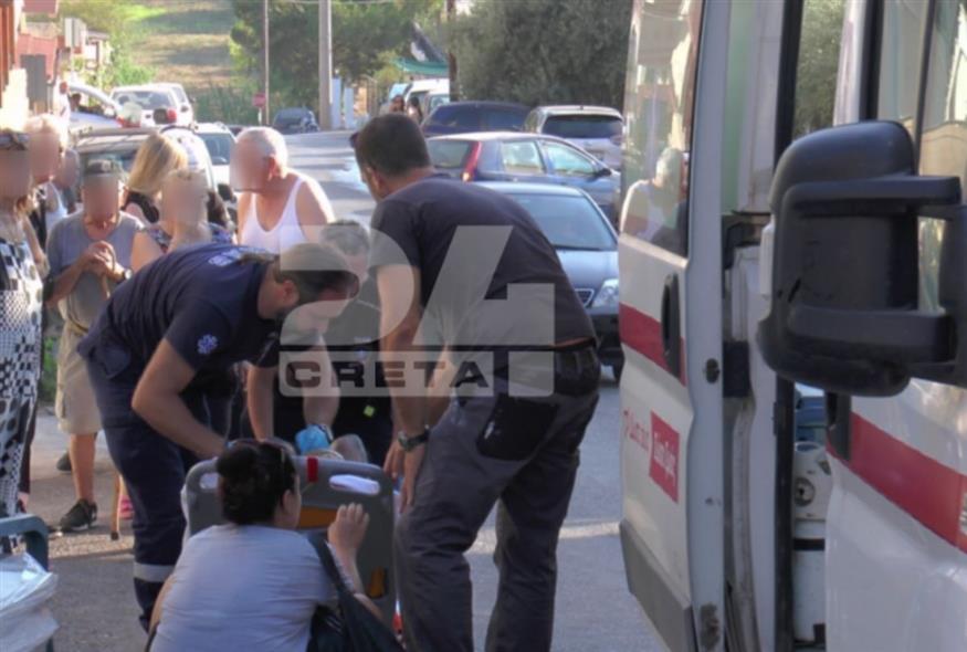 Χανιά, η στιγμή που μεταφέρεται στο νοσοκομείο ο ιδιοκτήτης (creta24.gr)