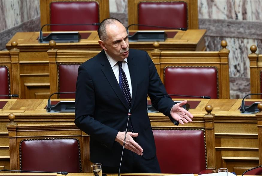 Γιώργος Γεραπετρίτης/ INTIME