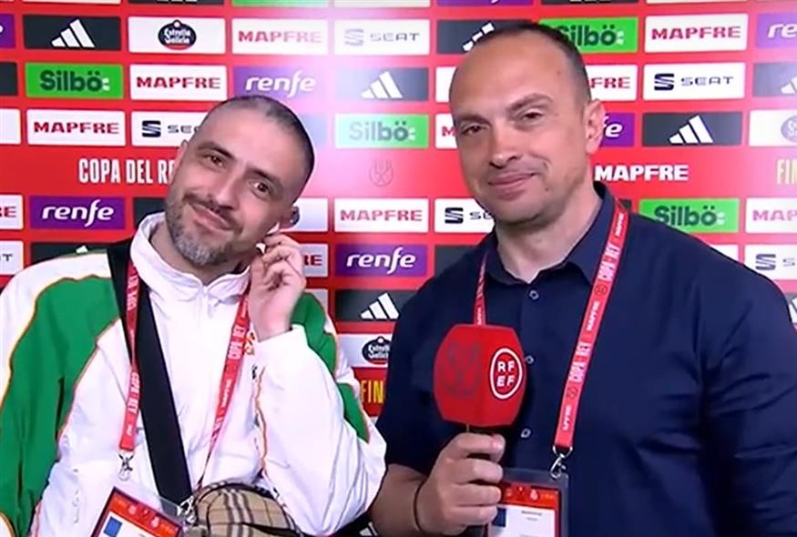 ΛΕΞ -Βασίλης Μπακόπουλος