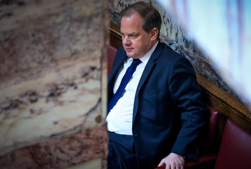 Ο Κώστας Αχ. Καραμανλής στη Βουλή (ΓΙΩΡΓΟΣ ΚΟΝΤΑΡΙΝΗΣ/EUROKINISSI)