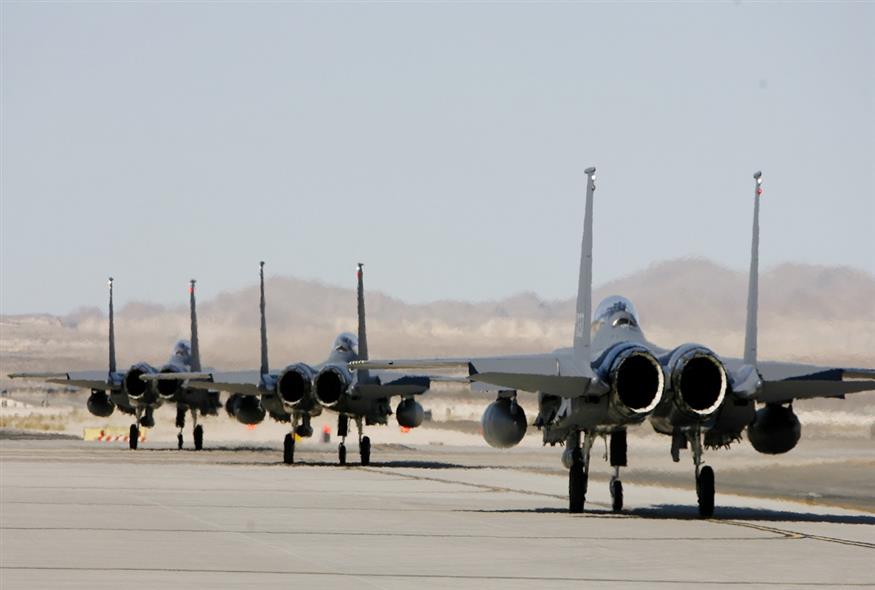 Αμερικανικά στρατιωτικά αεροσκάφη (AP Photo/Isaac Brekken)
