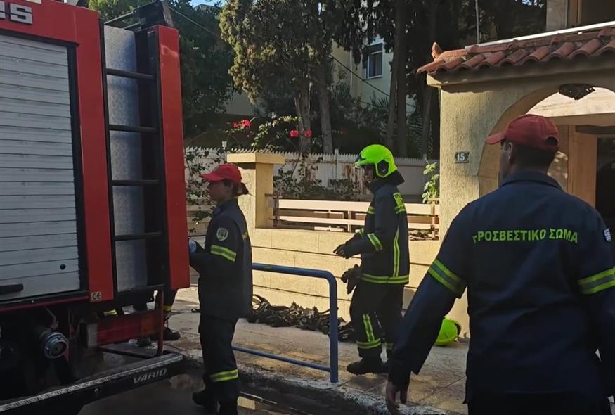 Πυροσβέστες (Orange Press)