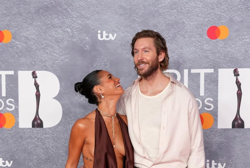 Κάλβιν Χάρις - Βικ Χόουπ (AP)