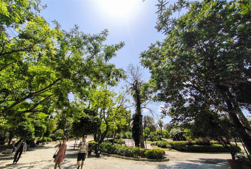 Στιγμιότυπο από την Αθήνα, Τρίτη 20 Μαΐου 2025. (ΓΙΩΡΓΟΣ ΚΟΝΤΑΡΙΝΗΣ/EUROKINISSI)