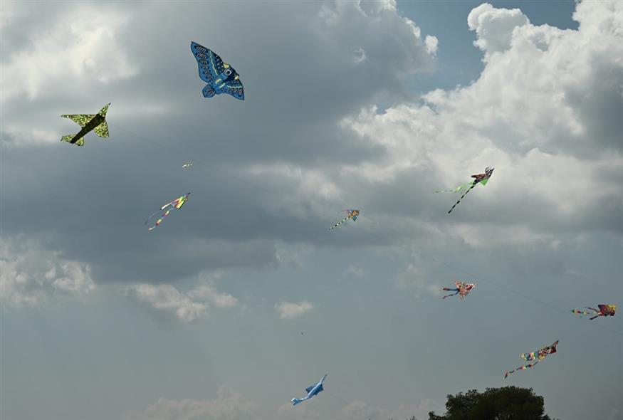 Πέταγμα χαρταετού (ΚΩΣΤΑΣ ΤΖΟΥΜΑΣ/EUROKINISSI)