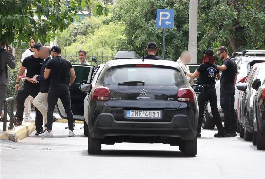 Στον ανακριτή οι δύο γιατροί για τον θάνατο του Μαζωνάκη (INTIME NEWS / ΒΛΑΣΣΟΠΟΥΛΟΥ ΙΣΜΗΝΗ)