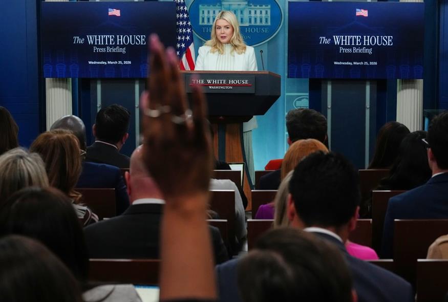 Συνέντευξη Τύπου της Καρολάιν Λέβιτ (AP Photo/Julia Demaree Nikhinson)